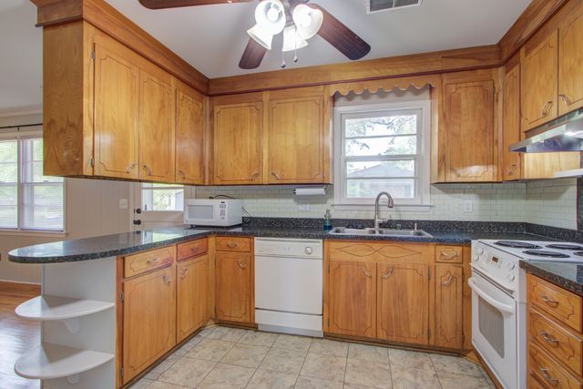 1502 Woodcrest Avenue, Charleston, SC 29407