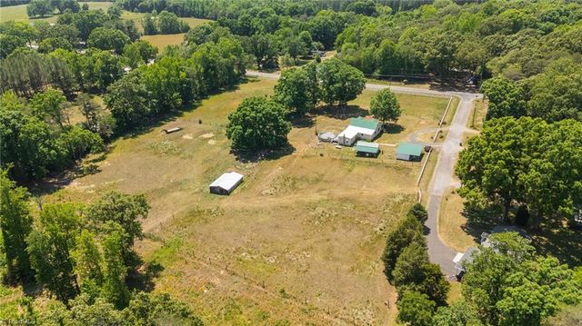 122 Buck Road, Eden, NC 27288