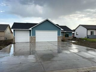 5121 Toben Ct., Bel Aire, KS 67226