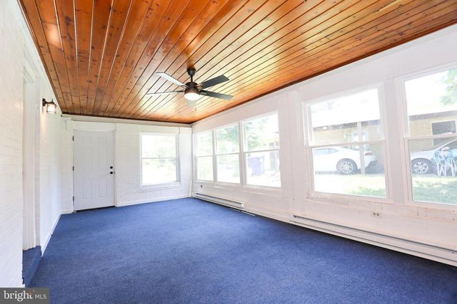 408 CLINTON RD, Harrisburg, PA 17109
