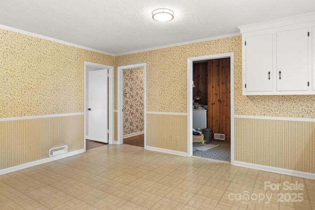 1102 W Elm Street, Shelby, NC 28152