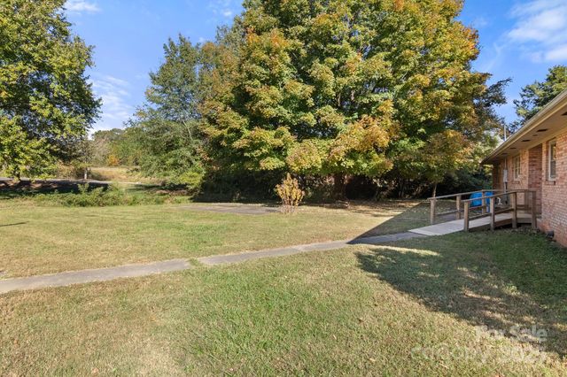 1102 W Elm Street, Shelby, NC 28152