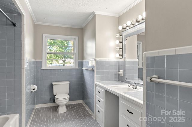 1102 W Elm Street, Shelby, NC 28152