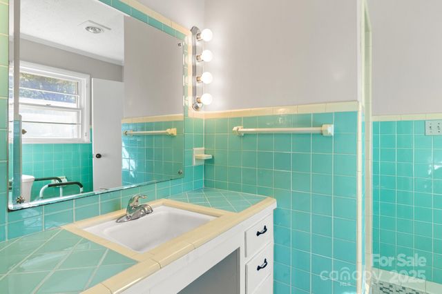 1102 W Elm Street, Shelby, NC 28152