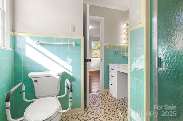 1102 W Elm Street, Shelby, NC 28152