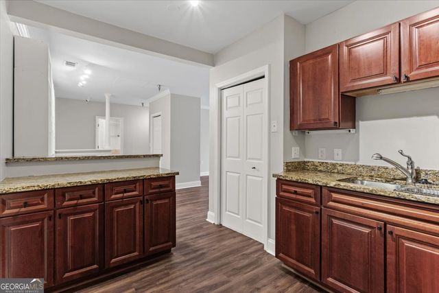 2479 Peachtree Road 101, Atlanta, GA 30324