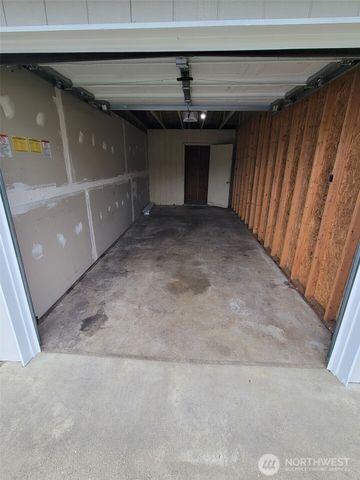 1034 Hanford Avenue, Bremerton, WA 98310