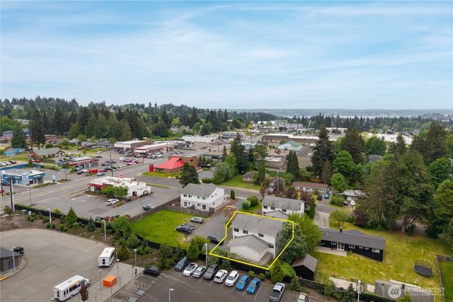 1034 Hanford Avenue, Bremerton, WA 98310