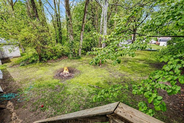 1585 Leeds Avenue, Benton Harbor, MI 49022