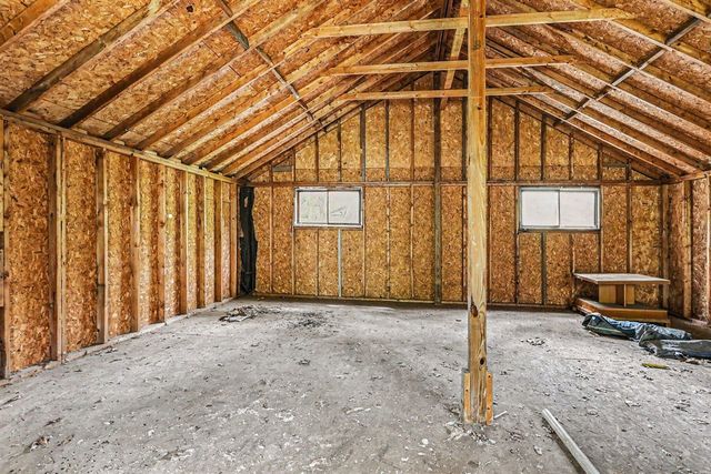 1585 Leeds Avenue, Benton Harbor, MI 49022
