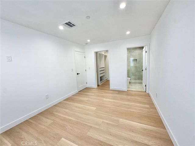 1952 N Parish 202, Burbank, CA 91504