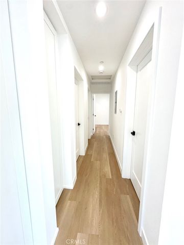 1952 N Parish 202, Burbank, CA 91504