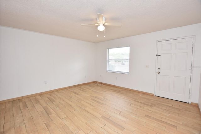 613 ROBIN ROAD 5, Lakeland, FL 33803