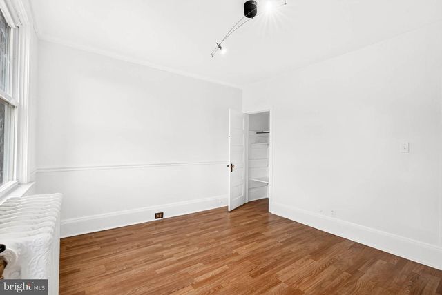 3005 N CALVERT ST, Baltimore, MD 21218