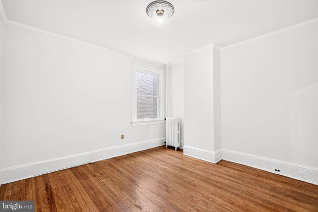 3005 N CALVERT ST, Baltimore, MD 21218