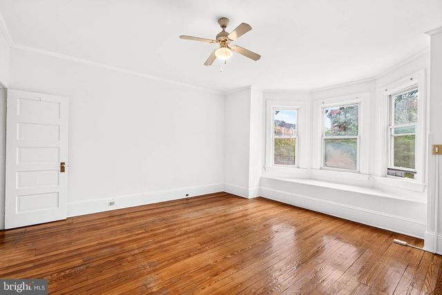 3005 N CALVERT ST, Baltimore, MD 21218