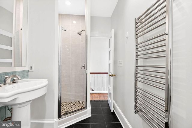 3005 N CALVERT ST, Baltimore, MD 21218
