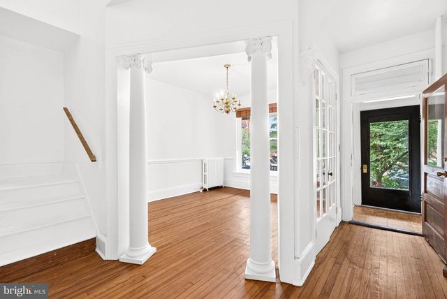 3005 N CALVERT ST, Baltimore, MD 21218