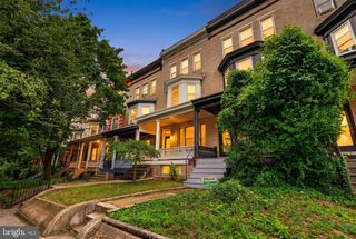 3005 N CALVERT ST, Baltimore, MD 21218