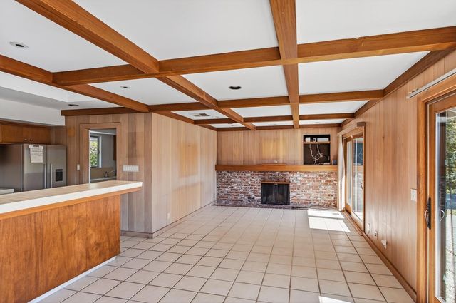 747 Westridge Drive, Portola Valley, CA 94028