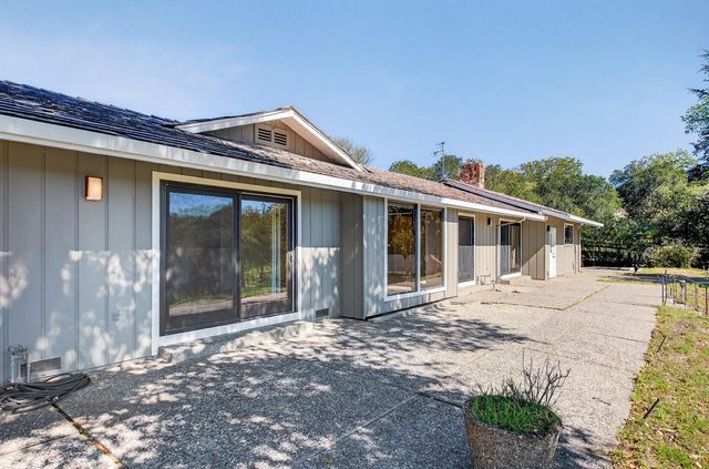 747 Westridge Drive, Portola Valley, CA 94028