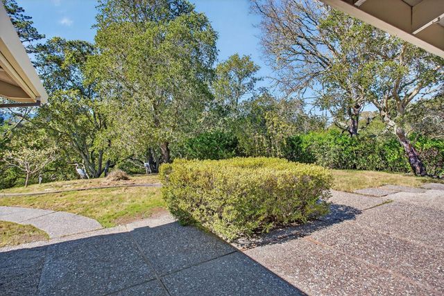 747 Westridge Drive, Portola Valley, CA 94028