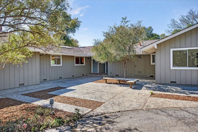 747 Westridge Drive, Portola Valley, CA 94028