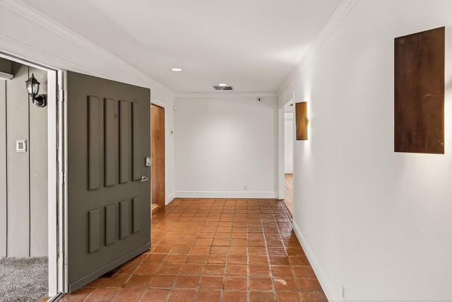 747 Westridge Drive, Portola Valley, CA 94028