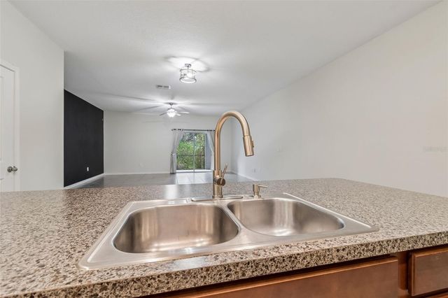 10687 LAKE MONTAUK DRIVE, Riverview, FL 33578