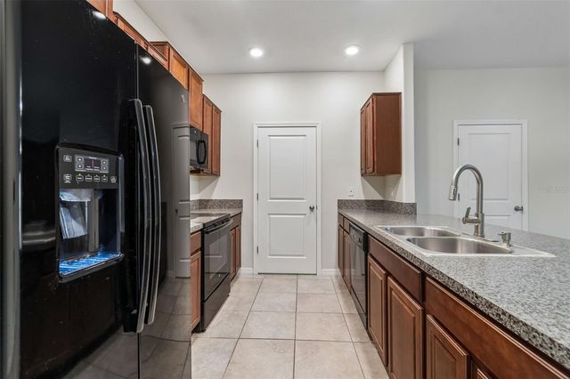 10687 LAKE MONTAUK DRIVE, Riverview, FL 33578