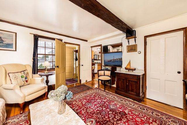 50 Rowland Street 1, Marblehead, MA 01945