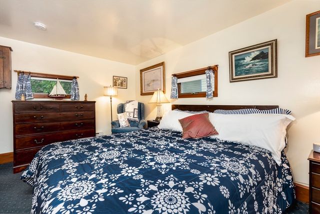 50 Rowland Street 1, Marblehead, MA 01945