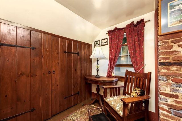 50 Rowland Street 1, Marblehead, MA 01945