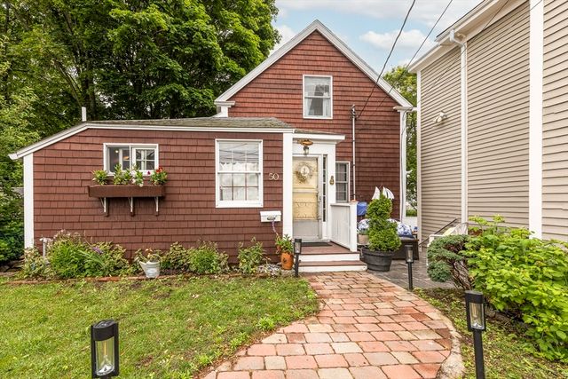 50 Rowland Street 1, Marblehead, MA 01945