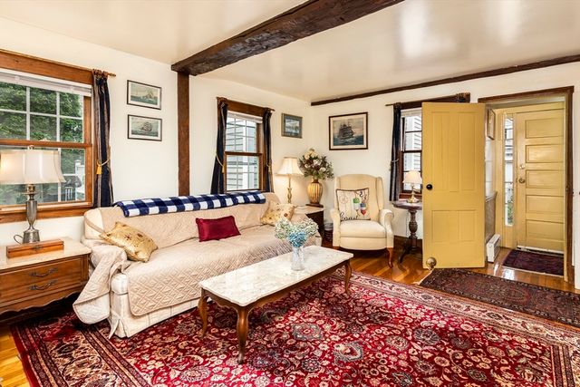 50 Rowland Street 1, Marblehead, MA 01945