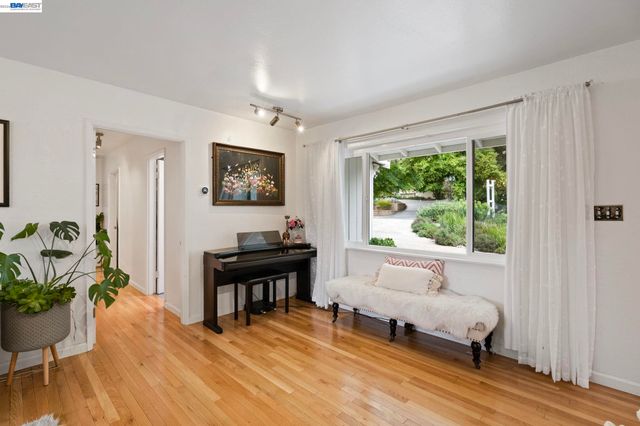 656 La Vista Rd, Walnut Creek, CA 94598