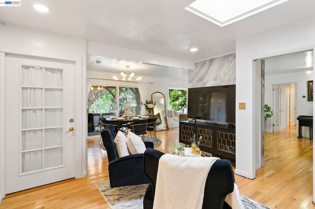 656 La Vista Rd, Walnut Creek, CA 94598