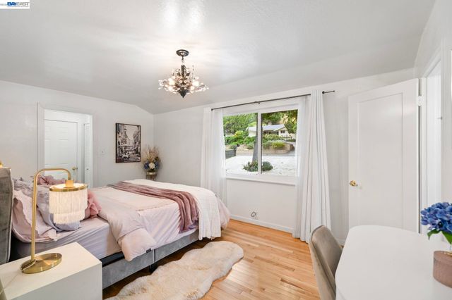656 La Vista Rd, Walnut Creek, CA 94598