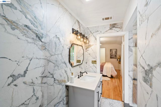 656 La Vista Rd, Walnut Creek, CA 94598