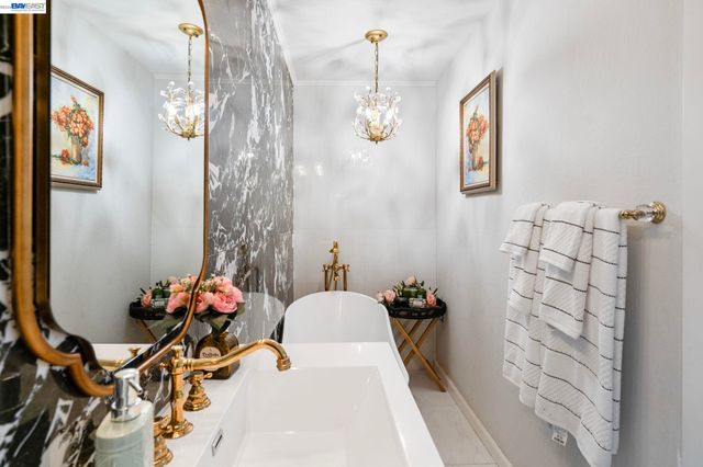 656 La Vista Rd, Walnut Creek, CA 94598