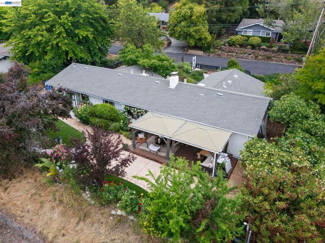 656 La Vista Rd, Walnut Creek, CA 94598