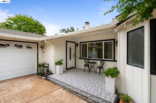 656 La Vista Rd, Walnut Creek, CA 94598