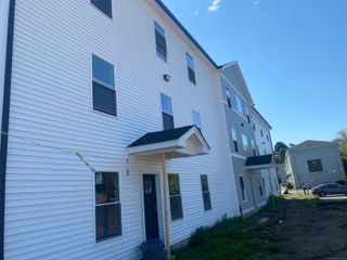 12 east ferry Street, New Haven, CT 06513
