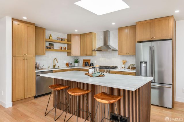 1645 48th Avenue, San Francisco, CA 94122