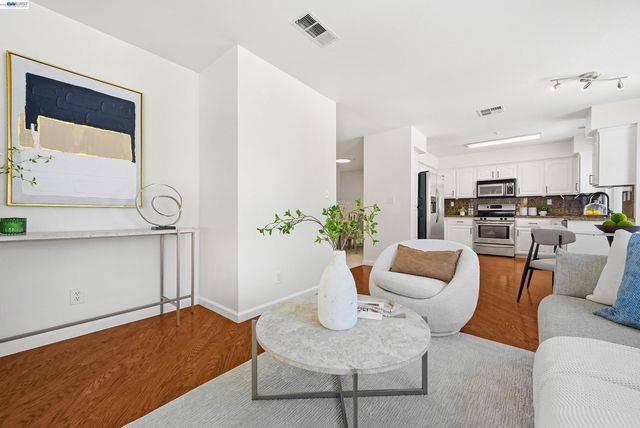 4551 Mangrove Dr 18, Dublin, CA 94568