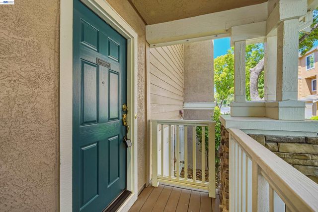 4551 Mangrove Dr 18, Dublin, CA 94568