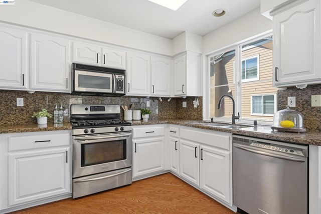 4551 Mangrove Dr 18, Dublin, CA 94568