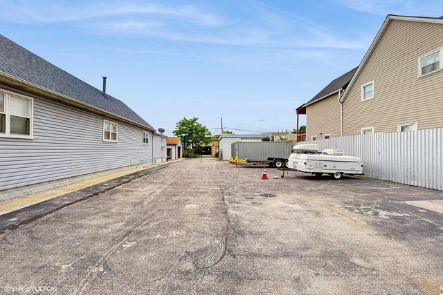 5021 W Grand Avenue, Chicago, IL 60639