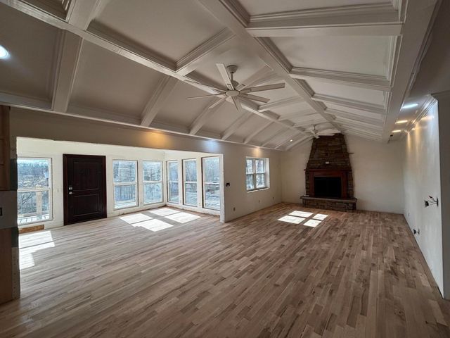 2139 S Shore Acres Road, Soddy Daisy, TN 37379