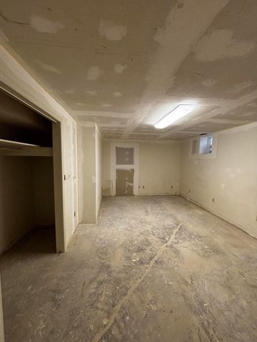 2139 S Shore Acres Road, Soddy Daisy, TN 37379